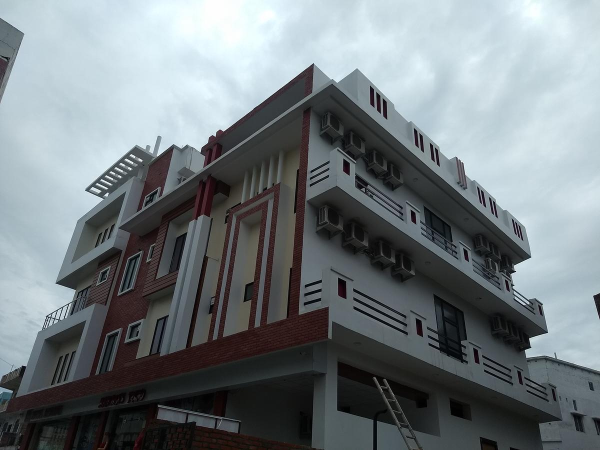 Hotel Reyansh Tanakpur Extérieur photo