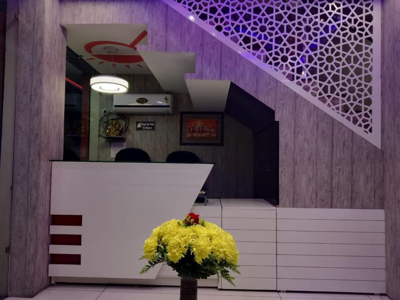 Hotel Reyansh Tanakpur Extérieur photo