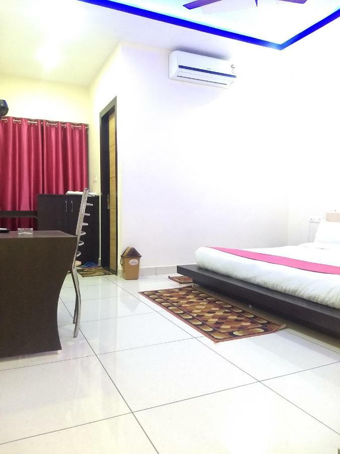 Hotel Reyansh Tanakpur Extérieur photo