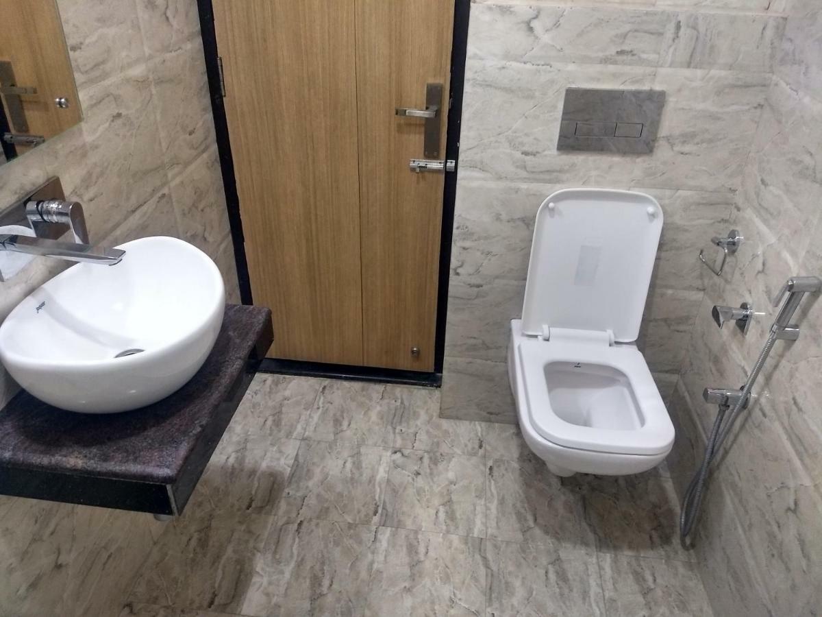 Hotel Reyansh Tanakpur Extérieur photo
