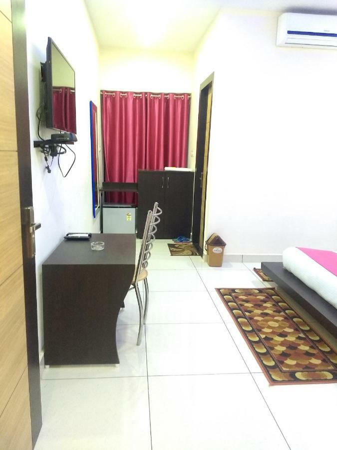 Hotel Reyansh Tanakpur Extérieur photo