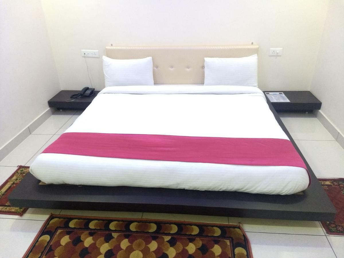 Hotel Reyansh Tanakpur Extérieur photo
